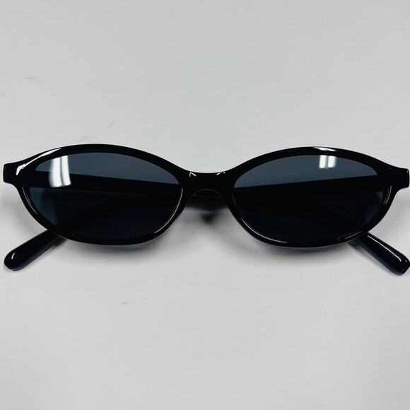 Vintage unique retro style black oval rounded cat eye sunglasses - Picture 6 of 6